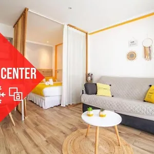 Cocoon Center - Rue D'antibes - 200m Plage- Clim - Wifi - Unique , Cannes France
